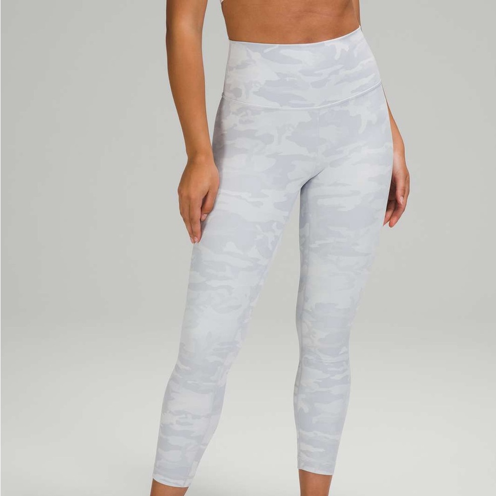 lululemon wonder under HR 25”